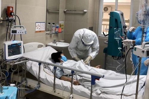 COVID-19, cuộc chiến vẫn còn tiếp diễn