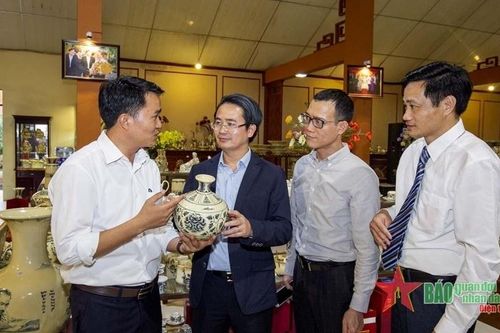 Nâng tầm gốm sứ ViệtTin khácHọc trực tuyến: Cần hơn nữa sự trợ giúp cho học sinh nghèoTrải thảm đón nhà đầu tư