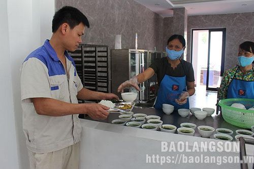 Ký kết thỏa ước lao động tập thể ở doanh nghiệp: Đảm bảo quyền lợi cho người lao độngTin khácTrải thảm đón nhà đầu tưChung tay phòng chống HIV/AIDS trong bối cảnh dịch COVID-19