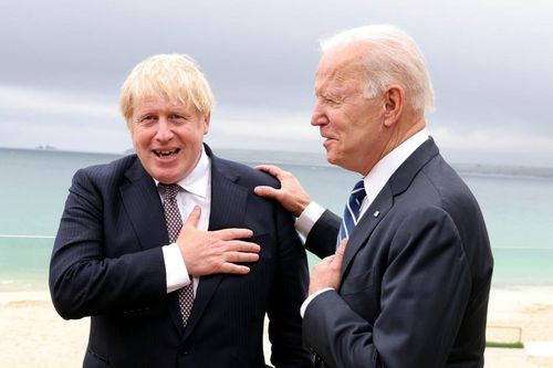'Cơn ác mộng' của Tổng thống Biden và Thủ tướng Johnson