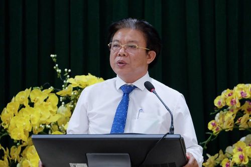 Giám đốc Sở GD-ĐT Quảng Nam xin nghỉ việc