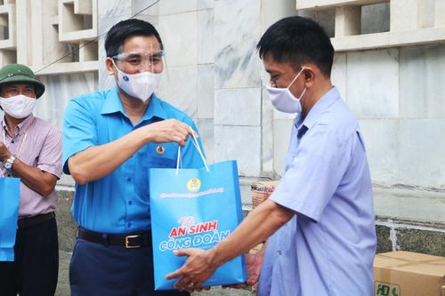 Thêm nhiều mức hỗ trợ cho người lao động bị ảnh hưởng bởi dịch Covid-19