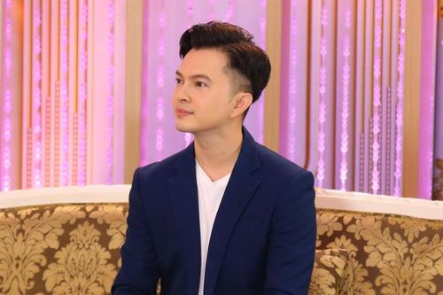 Đổi đời với bản hit 'Bay giữa ngân hà', Nam Cường chạy 7-8 show trong 1 đêm