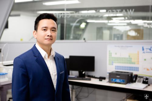 Tiến sĩ 32 tuổi phát triển nhiều công trình nghiên cứu từ giải thưởng Quả cầu vàng