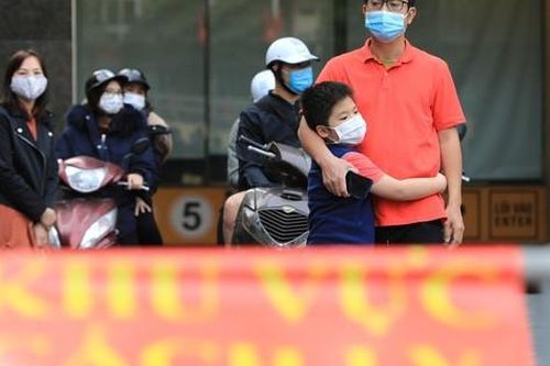 Hà Nội tăng gần gấp đôi xã/phường 'vùng cam' nguy cơ cao