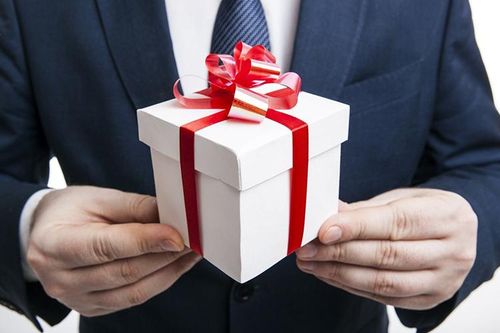 Hà Nội nghiêm cấm biếu, tặng quà Tết cho lãnh đạo các cấp dưới mọi hình thức