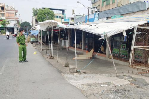 Một người tử vong trước cổng Bến xe Miền Tây