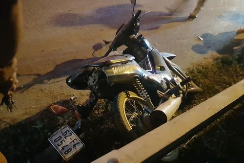 Hai cha con tử vong sau tai nạn liên hoàn giữa 6 xe máy