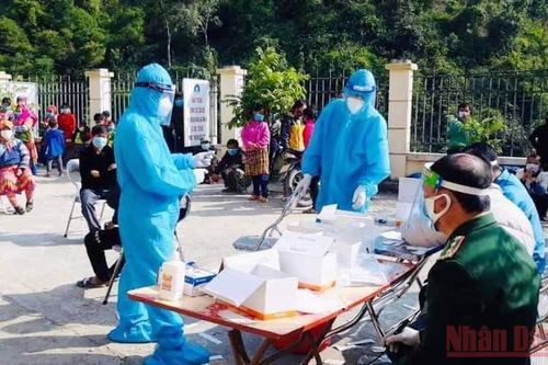 Khống chế ổ dịch ở huyện Mường Lát
