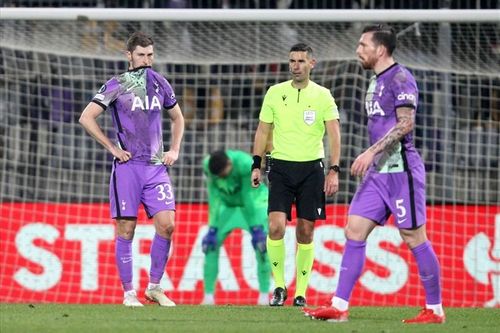 Bị xử thua 0-3, Tottenham nói lời chia tay Conference League