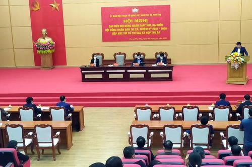 Đại biểu HĐND tỉnh tiếp xúc cử tri tại thị xã Phú Thọ, các huyện Cẩm Khê, Tân Sơn