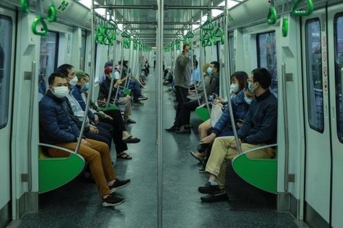 Tàu Cát Linh - Hà Đông diễn tập không báo trước, khách lỡ hành trình, ai chịu?