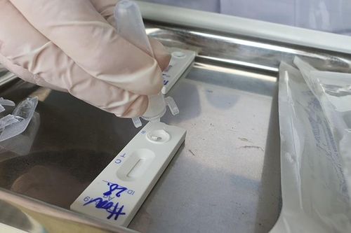 Ngày 21/12, Hà Nội ghi nhận 1.704 ca mắc Covid-19 mới, cao nhất tại các quận Đống Đa, Hoàng Mai, Long Biên