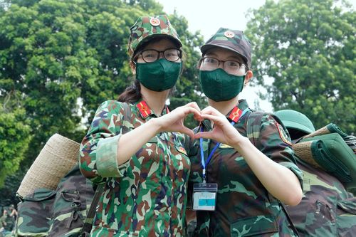 Những nữ Quân y trên tuyến đầu chống dịch, Kỳ 1: 'Trận đánh lớn' đầu tiên
