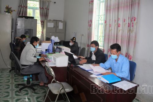 Xã Hội | Cải cách hành chính TRUYỀN HÌNH INTERNET Lai Châu qua ảnh
