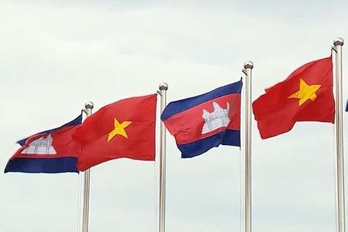 Chủ tịch nước Nguyễn Xuân Phúc lên đường thăm cấp Nhà nước tới Vương quốc CampuchiaTin khácĐội Việt Nam tuyên truyền giải phóng quân - lực lượng tiền thân của Quân đội Nhân dân Vệt NamHọc trực tuyến: Cần hơn nữa sự trợ giúp cho học sinh nghèo