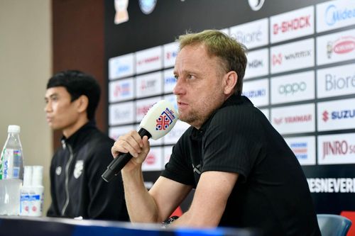 HLV tuyển Thái Lan: 'Chúng tôi sẽ chơi ở đẳng cấp cao nhất'