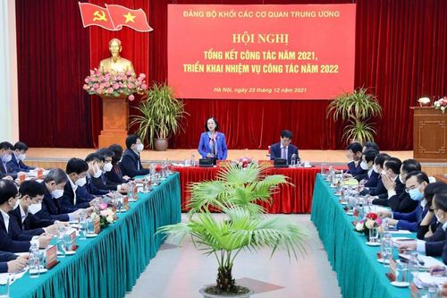 Cấp ủy, cán bộ trong Khối các cơ quan Trung ương phải là người tiếp cận đầu tiên, sâu sắc các văn bản của Đảng