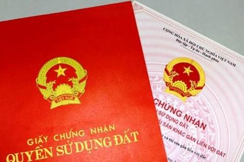 Cán bộ phường ở TT-Huế 'ngâm' hàng chục sổ đỏ của người dân hơn 4 năm