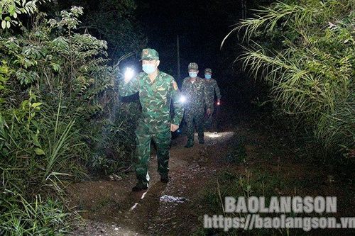 Phòng, chống xuất nhập cảnh trái phép thời dịch COVID-19Tin khácNgành dân số Lạng Sơn: 60 năm xây dựng và phát triểnĐội Việt Nam tuyên truyền giải phóng quân - lực lượng tiền thân của Quân đội Nhân dân Việt Nam