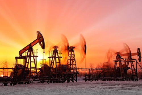 Giá xăng dầu hôm nay 23/12: Tiếp đà tăng, vượt mốc 75 USD/thùng