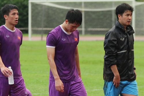Tiến Dũng và Đình Trọng trở lại trước bán kết lượt về
