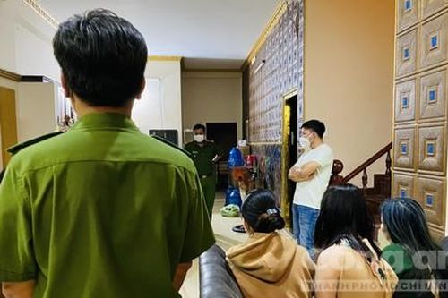 Công an TP.Thủ Đức đồng loạt kiểm tra các điểm kinh doanh nhạy cảm, chung cư