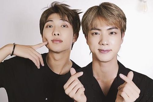 Jin và RM BTS dương tính với Covid-19, fan lo lắng cực độ khi 'anh cả' có biểu hiện rõ rệt