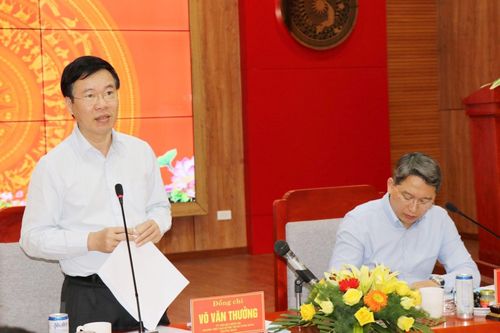 Thường trực Ban Bí thư làm việc với Ban Thường vụ Tỉnh ủy Khánh Hòa