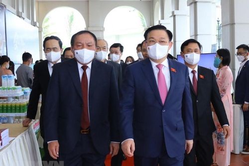 Phiên toàn thể hội thảo 'Du lịch Việt Nam-phục hồi và phát triển'