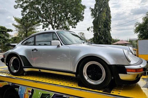 Ông Đặng Lê Nguyên Vũ sở hữu chiếc Porsche 930 Turbo hàng hiếm