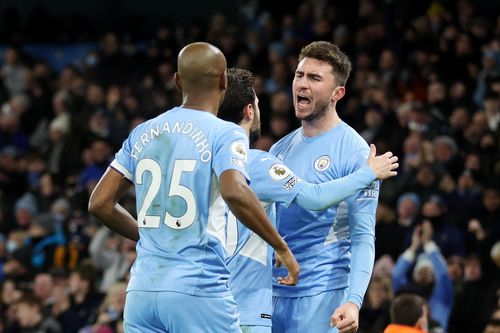 Man City thắng Leicester 6-3