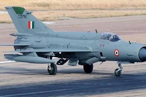 MiG-21 của Không quân Ấn Độ rơi khi huấn luyện gần biên giới Pakistan