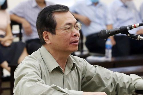 Ông Vũ Huy Hoàng vắng mặt, tòa hoãn xử phúc thẩm