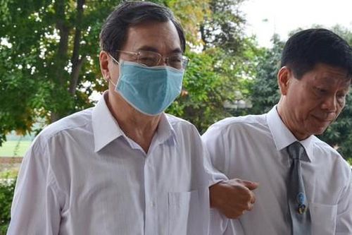 Cựu Bộ trưởng Vũ Huy Hoàng và một bị cáo khác vắng mặt, hoãn phiên phúc thẩm