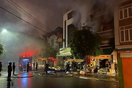 Cháy nhà dân ở Thanh Hóa, hai vợ chồng trẻ cùng con 1 tuổi tử vong