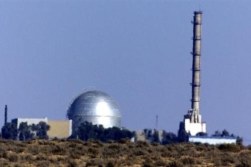 Iran nã 16 tên lửa đạn đạo diễn tập hủy diệt cơ sở hạt nhân Israel