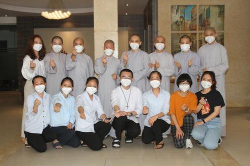 Tôn giáo đồng hành cùng đất nước