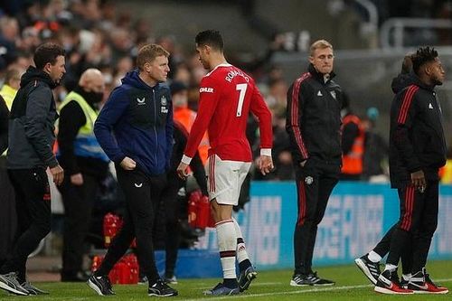 Ronaldo bị chỉ trích gay gắt vì thái độ ở MU