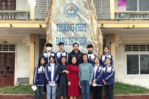 Nam sinh Trường THPT Đặng Thúc Hứa xuất sắc giành 2 giải Nhất, 1 giải Nhì học sinh giỏi tỉnh Nghệ An