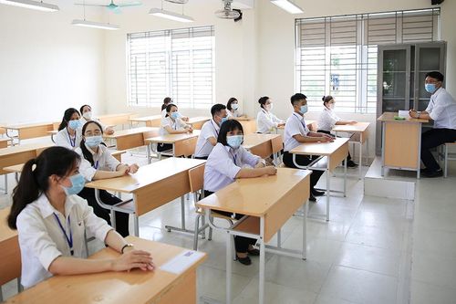 Thi tốt nghiệp THPT 2022: Có cần thay đổi quy trình làm đề thi?