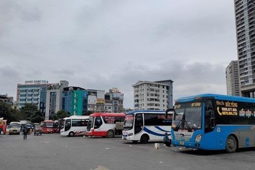 Vận tải hành khách cuối năm: Bến vắng đìu hiu