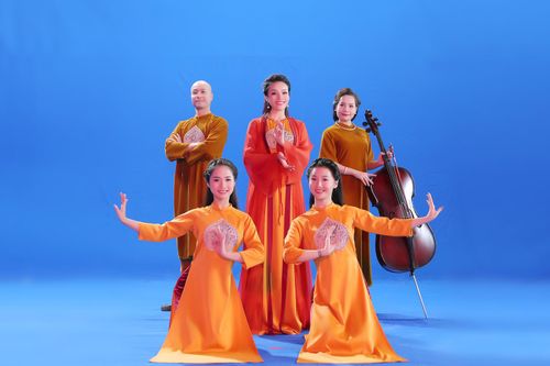 Nghệ sĩ Tân Nhàn lần đầu phối xẩm với giao hưởng