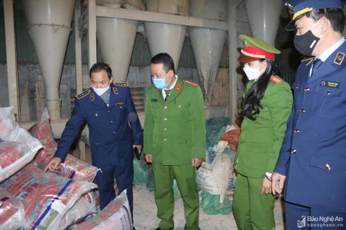 Cơ quan chức năng xử lý 2 tấn lúa giống chưa được cấp phép lưu hành