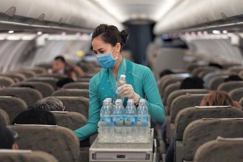 Di chuyển bằng máy bay trong dịch Covid-19, đừng quên những 'bí kíp' này