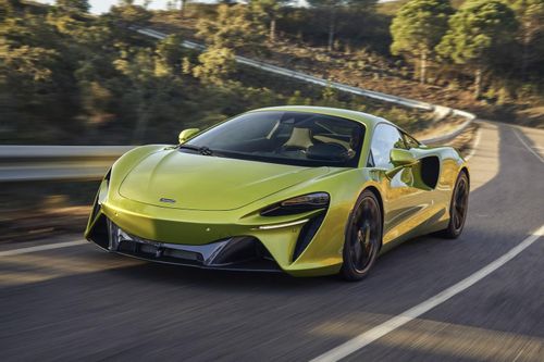 McLaren Artura lại chậm giao hàng vì cơn khủng hoảng chip toàn cầu