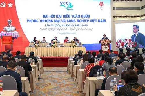 Thực hiện tốt chức năng tập hợp và đại diện cho cộng đồng doanh nghiệp Việt Nam