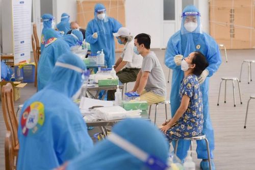 Ngày 31/12: Thêm 16.515 ca Covid-19, Việt Nam đã phát hiện 15 ca biến chủng Omicron