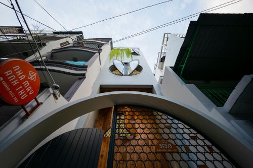 Chỉ 30m2, nhà trong hẻm nhỏ ở Sài Gòn vẫn 'gây sốt'