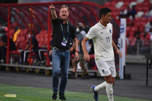 HLV Mano Polking: 'Thái League hơn V-League'